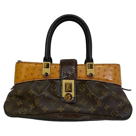 marc jacobs louis vuitton bag.